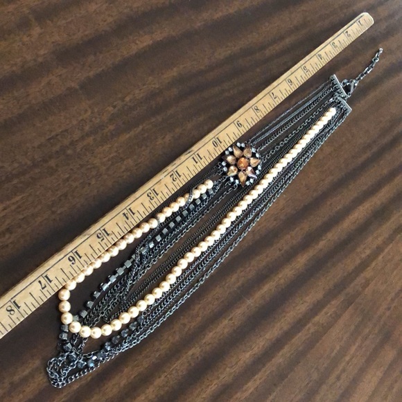 antique silver layered necklace with embellishment & pearls - Picture 10 of 10